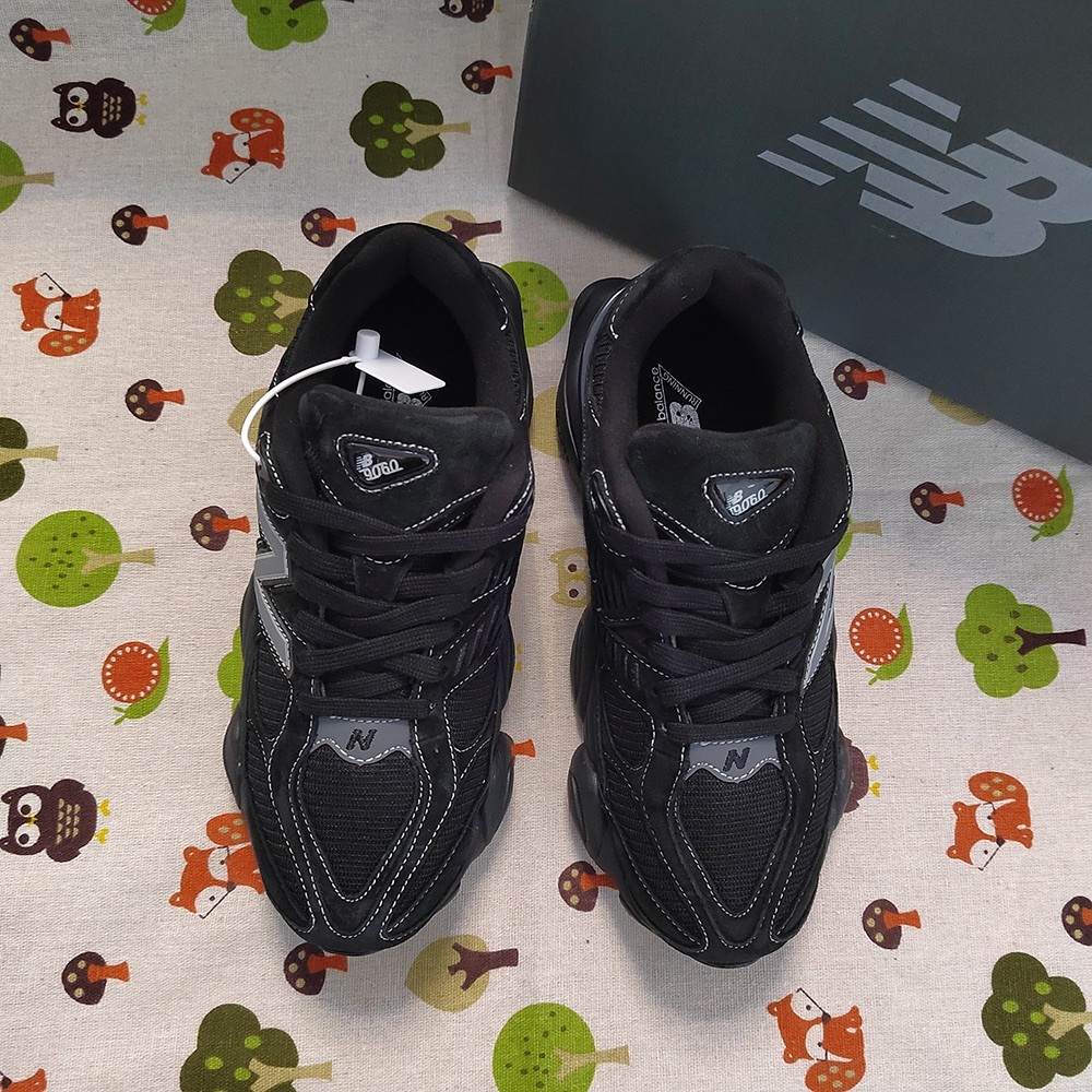 New Balance 9060 Black Sneakers